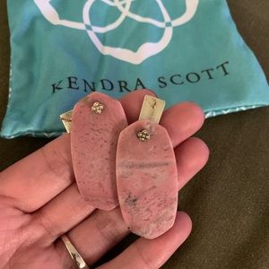 Kendra Scott Earnings